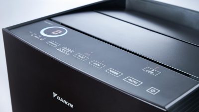 Daikin Air Purifier with Streamer Technology MCK70ZBFH - Image 2